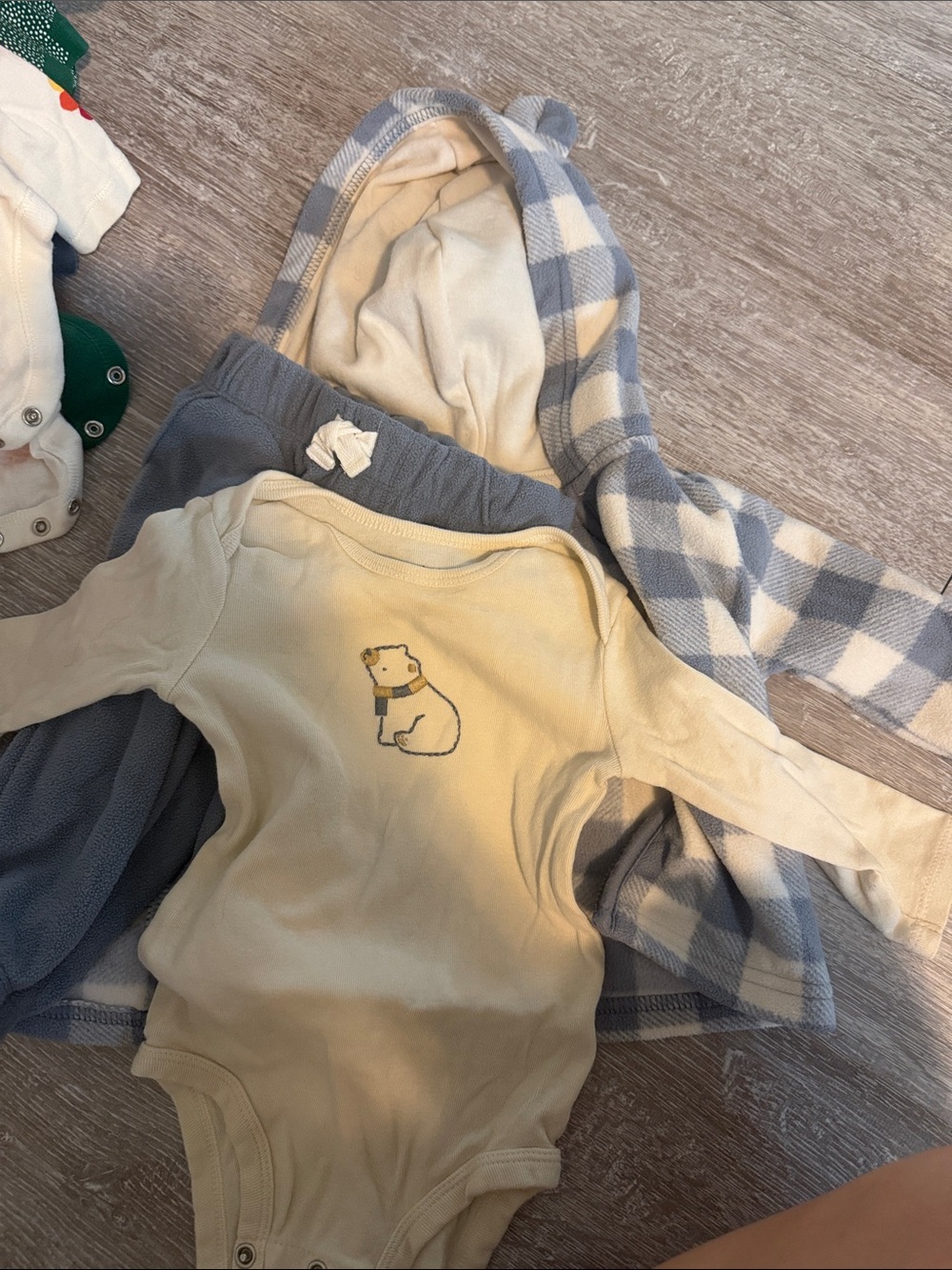Carter’s Cream Bear Print Baby 3 piece outfit